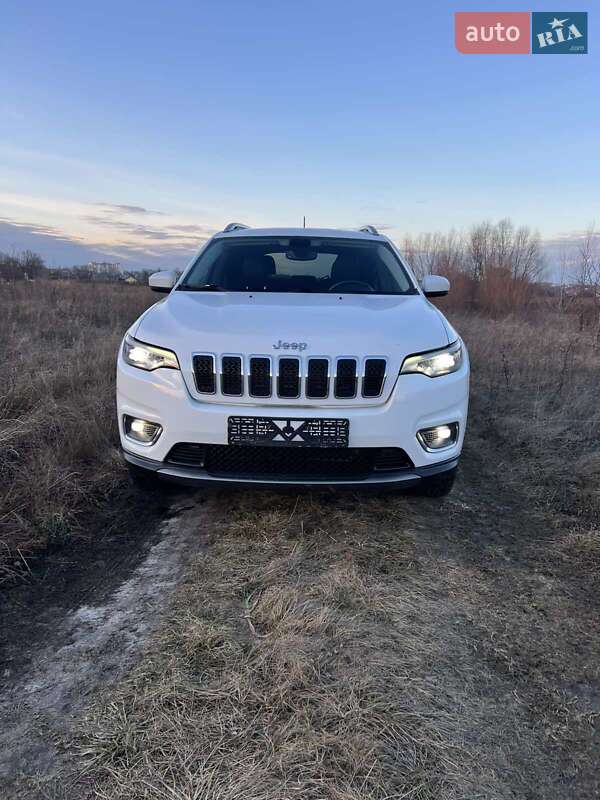 Внедорожник / Кроссовер Jeep Cherokee 2020 в Чернигове
