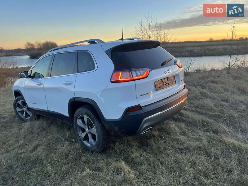 Внедорожник / Кроссовер Jeep Cherokee 2020 в Чернигове