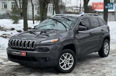 Внедорожник / Кроссовер Jeep Cherokee 2016 в Киеве