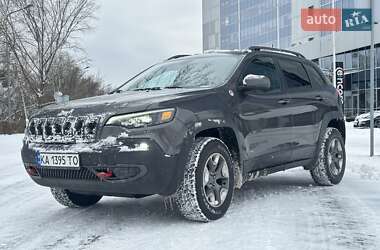 Внедорожник / Кроссовер Jeep Cherokee 2018 в Киеве