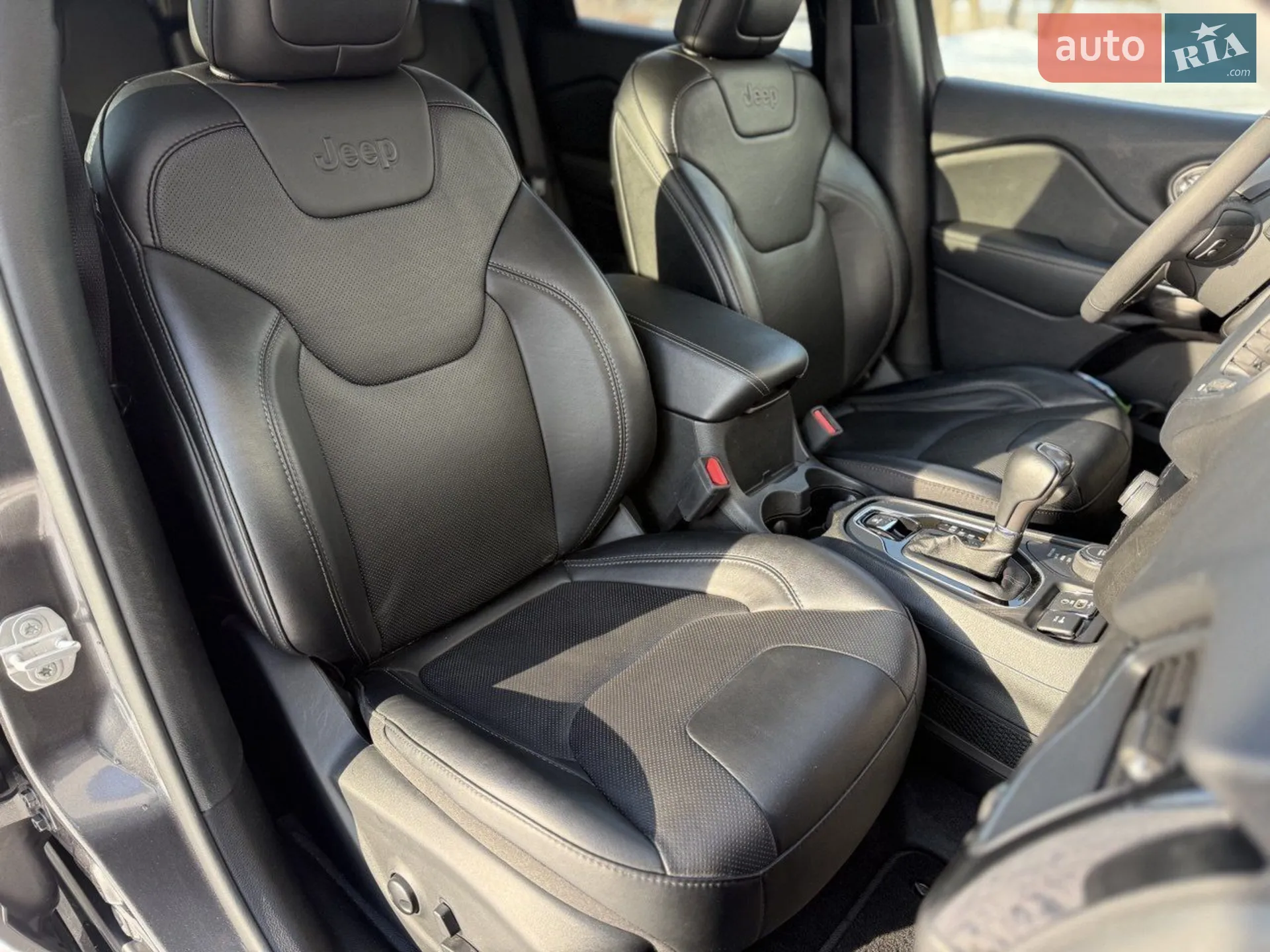 2022 Jeep Cherokee - мініатюра 7