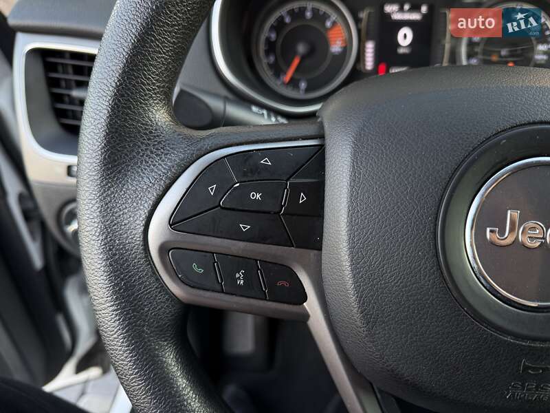 Внедорожник / Кроссовер Jeep Cherokee 2019 в Львове фото 36 Внедорожник / Кроссовер Jeep Cherokee 2019 в Львове