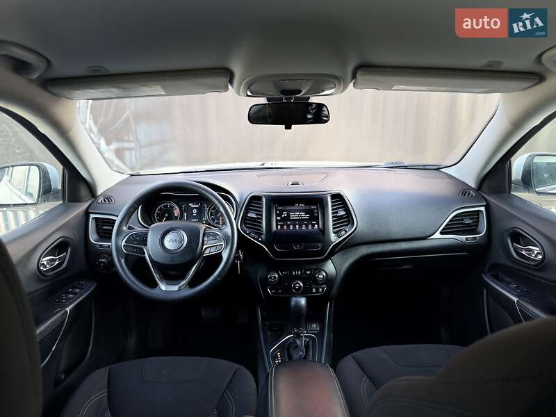 Внедорожник / Кроссовер Jeep Cherokee 2019 в Львове фото 52 Внедорожник / Кроссовер Jeep Cherokee 2019 в Львове