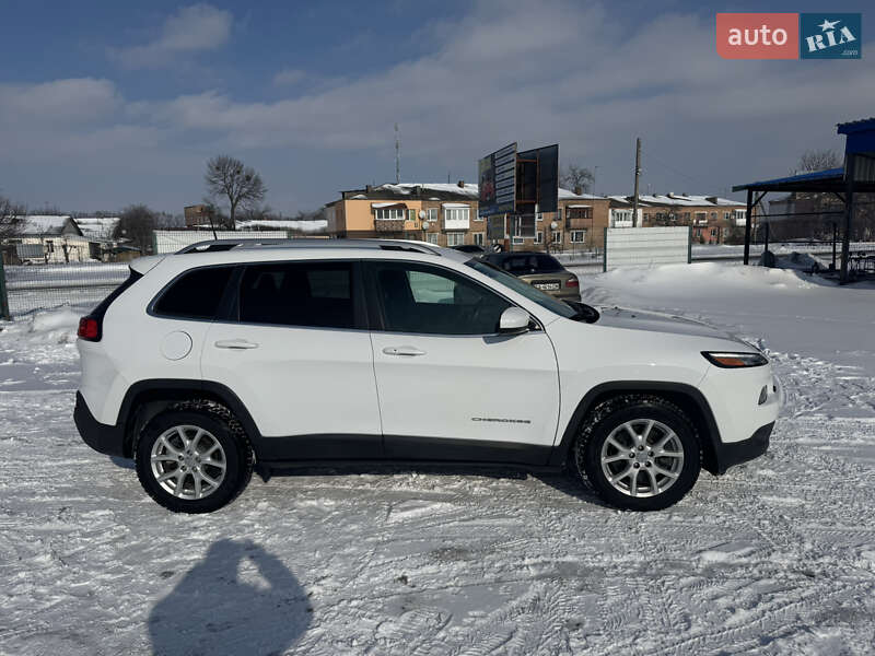 Внедорожник / Кроссовер Jeep Cherokee 2017 в Христиновке фото 9 Внедорожник / Кроссовер Jeep Cherokee 2017 в Христиновке