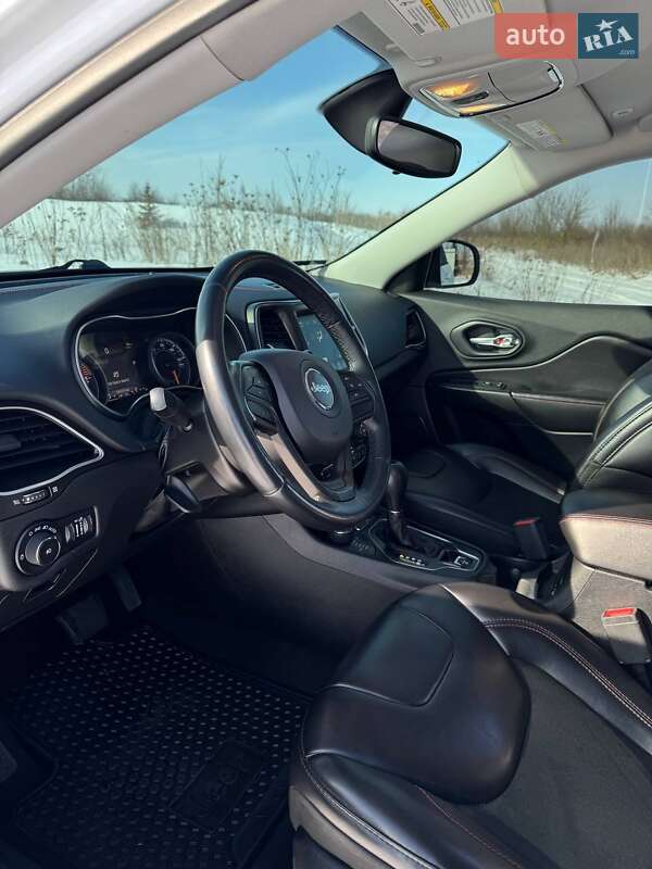 Позашляховик / Кросовер Jeep Cherokee 2018 в Хмельницькому