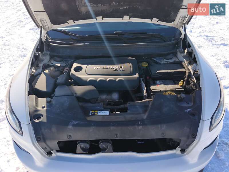 Позашляховик / Кросовер Jeep Cherokee 2015 в Києві фото 10 Позашляховик / Кросовер Jeep Cherokee 2015 в Києві