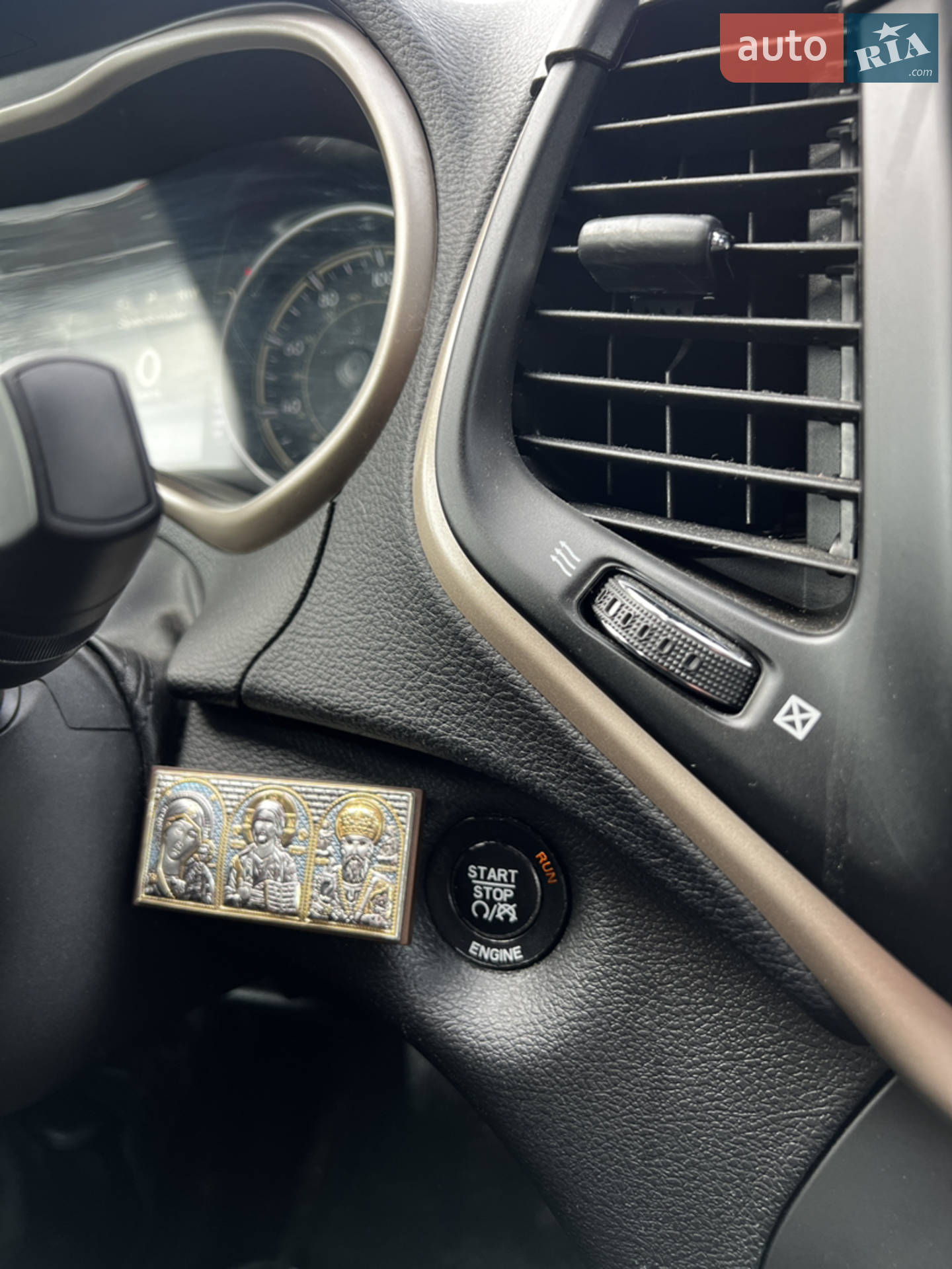 2015 Jeep Cherokee - мініатюра 19