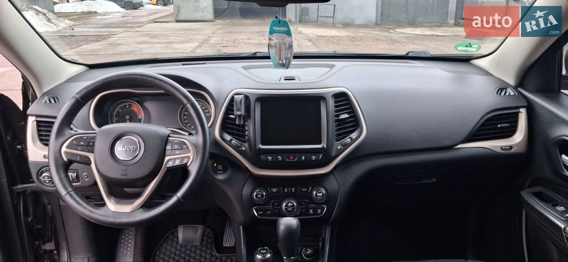 2016 Jeep Cherokee - мініатюра 10