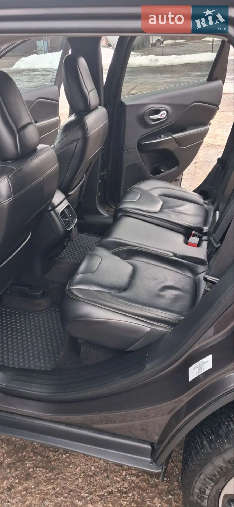 2016 Jeep Cherokee - мініатюра 15