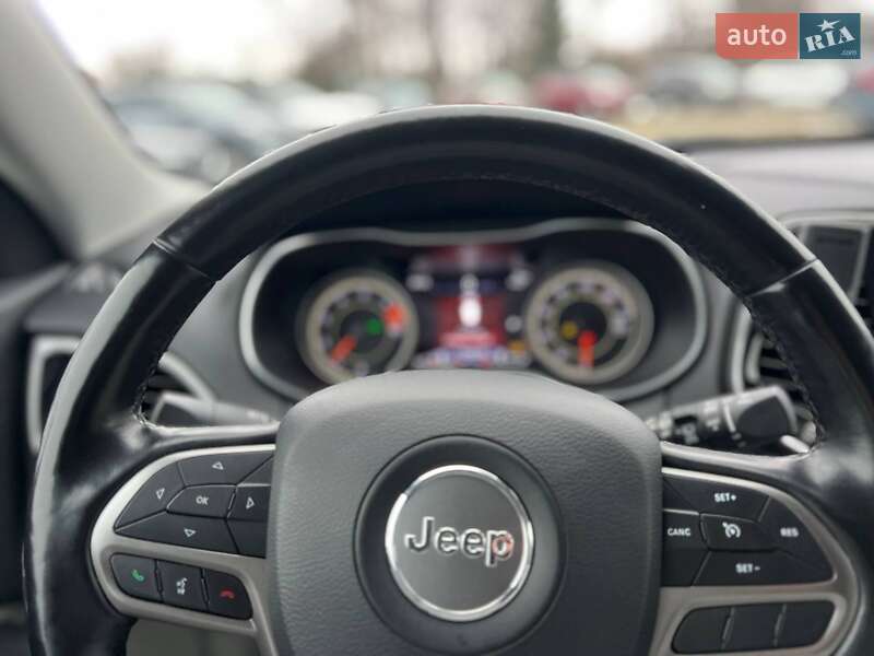 Внедорожник / Кроссовер Jeep Cherokee 2020 в Стрые