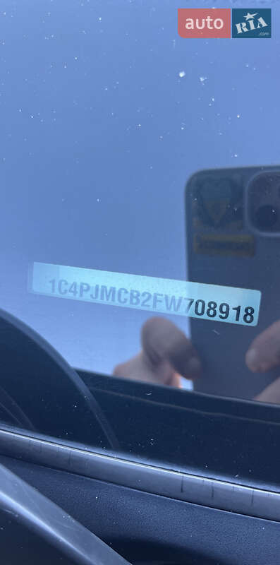 Внедорожник / Кроссовер Jeep Cherokee 2015 в Харькове