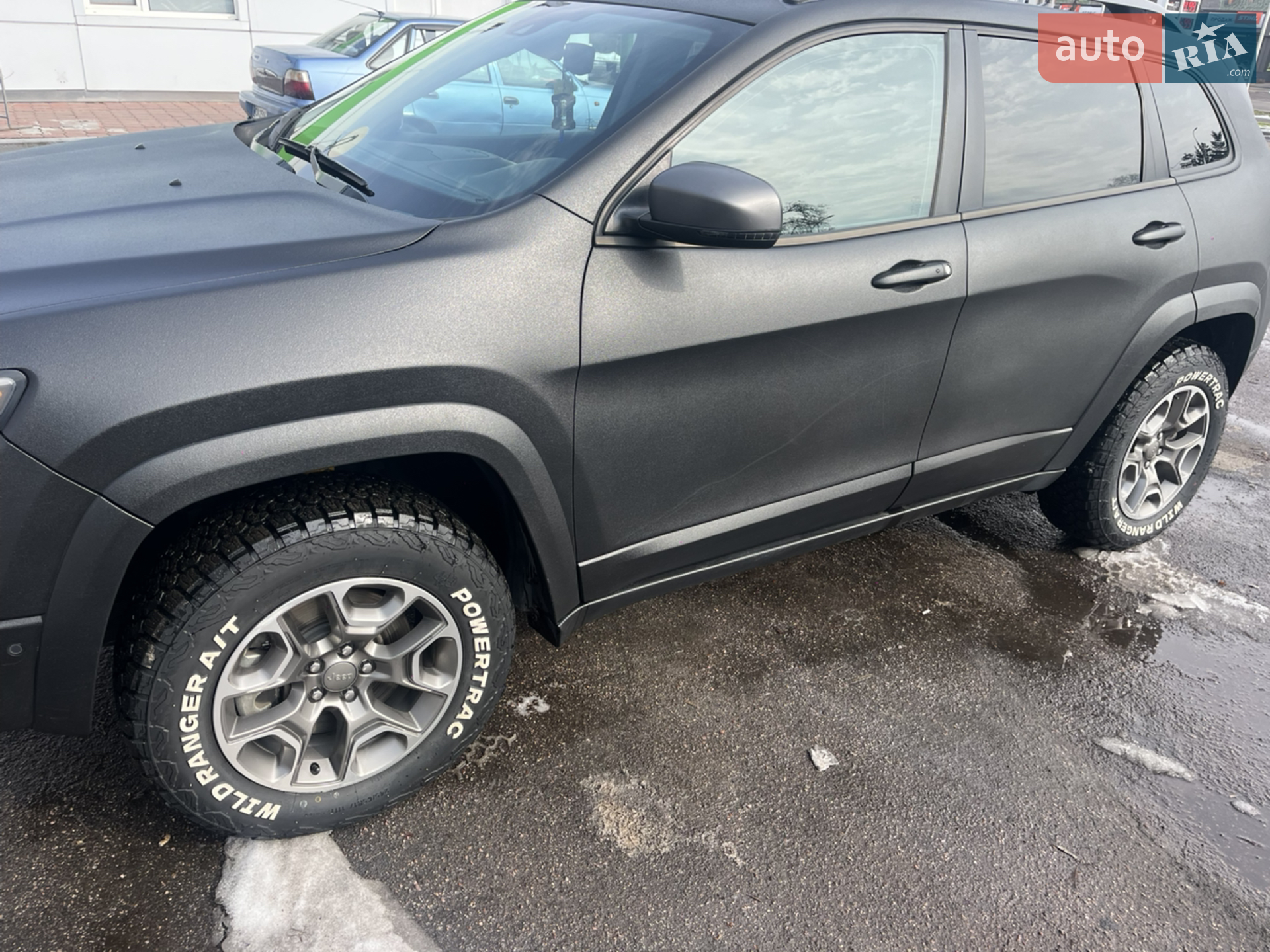2020 Jeep Cherokee - мініатюра 2