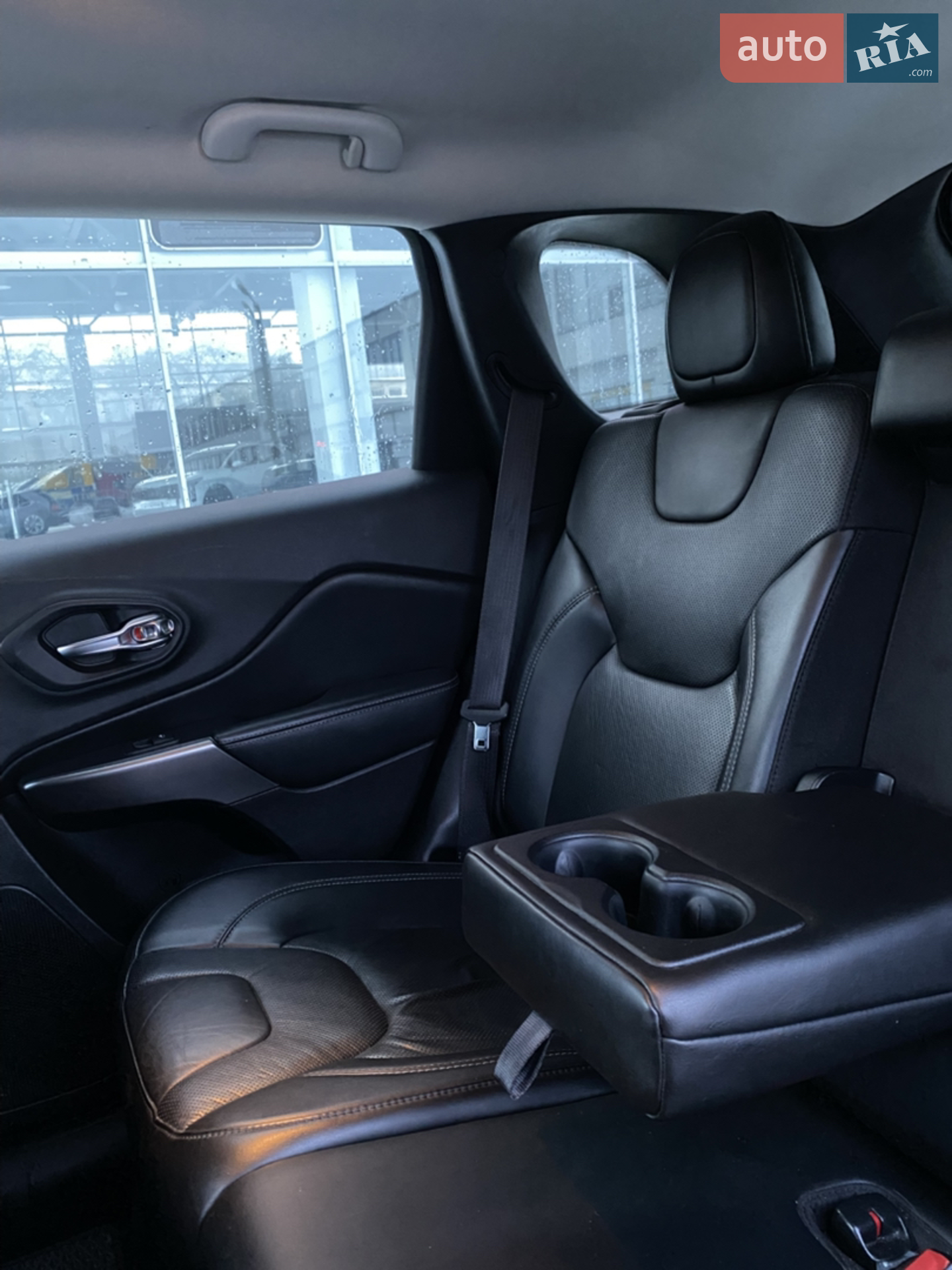2020 Jeep Cherokee - мініатюра 12