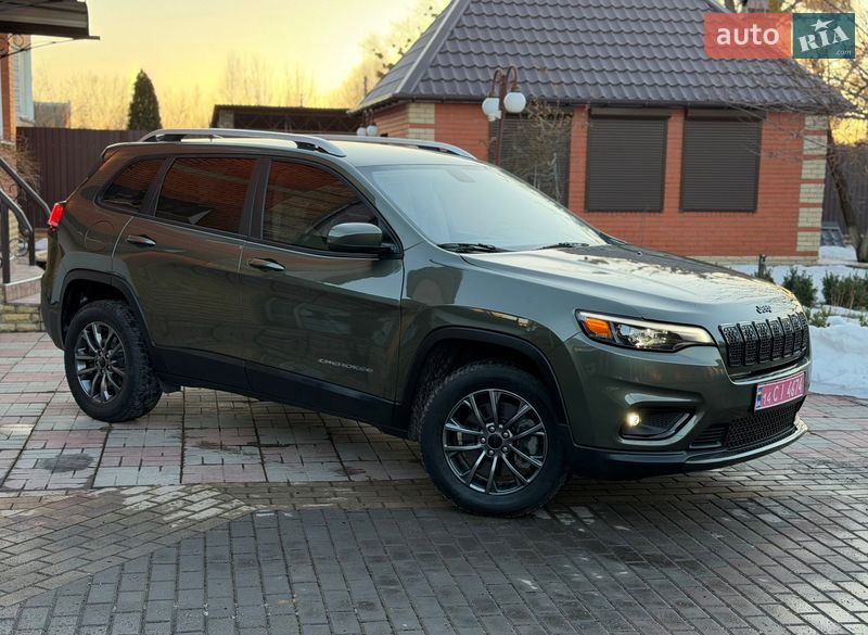Внедорожник / Кроссовер Jeep Cherokee 2020 в Виннице