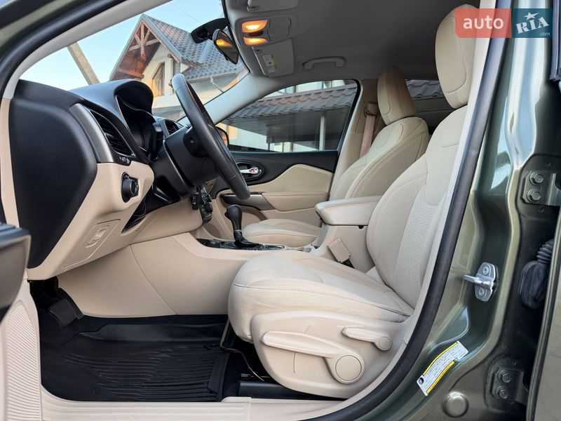 Внедорожник / Кроссовер Jeep Cherokee 2020 в Виннице