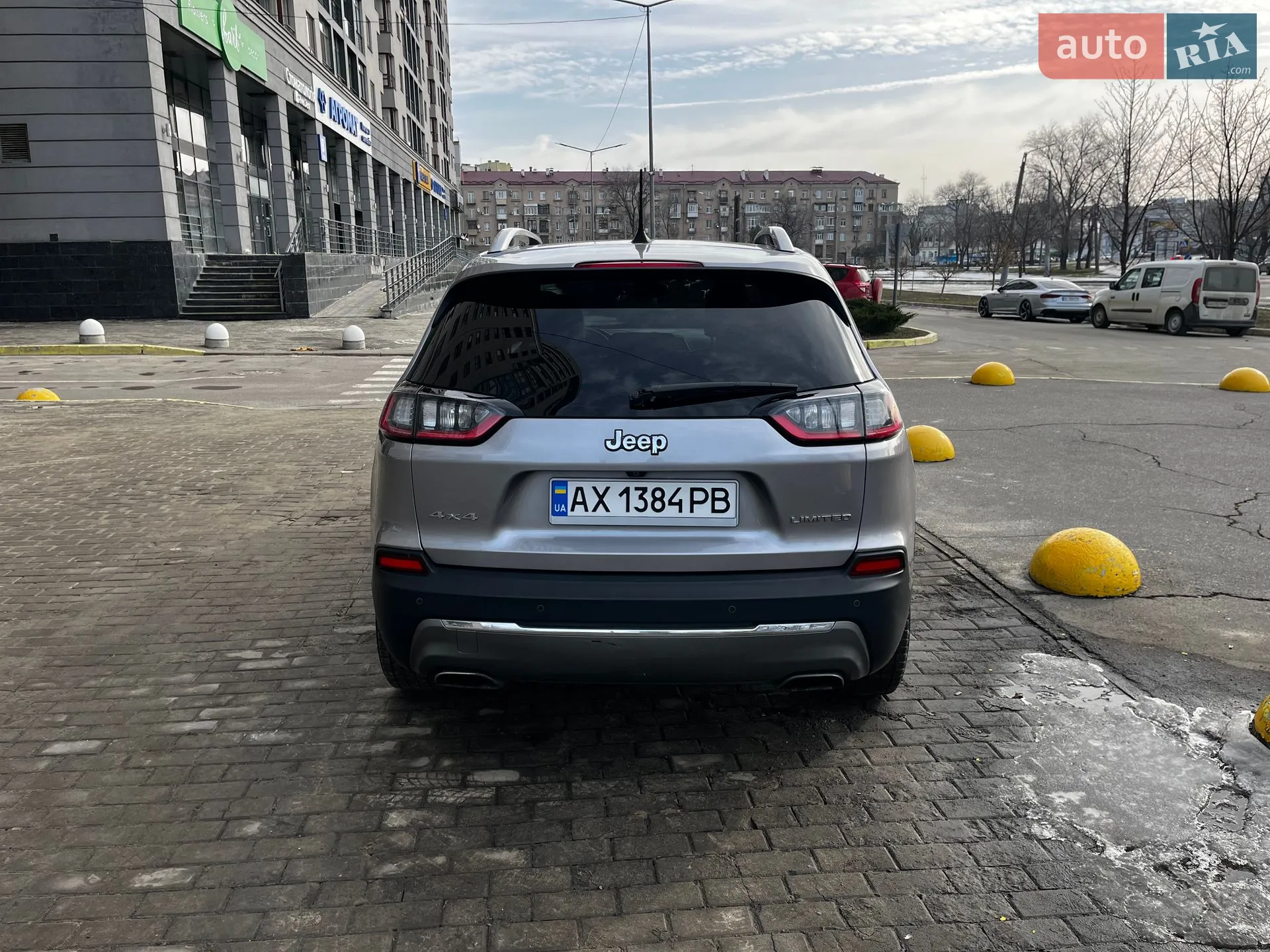 2018 Jeep Cherokee - мініатюра 3