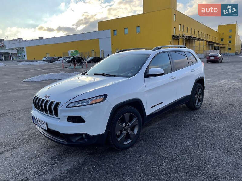 Внедорожник / Кроссовер Jeep Cherokee 2016 в Днепре