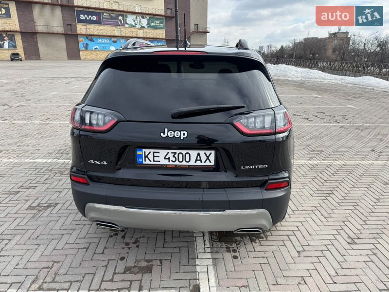 Внедорожник / Кроссовер Jeep Cherokee 2022 в Харькове