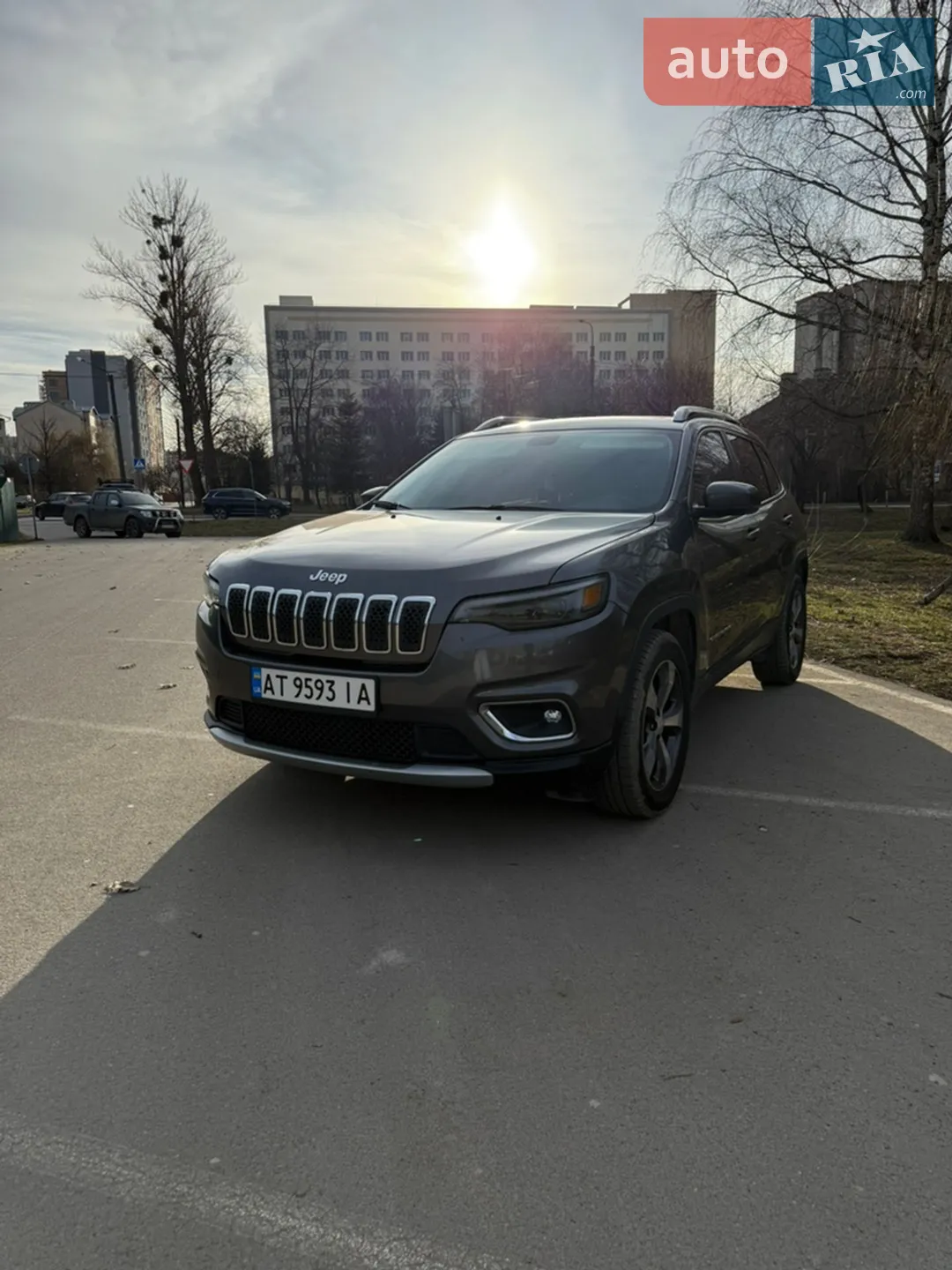2018 Jeep Cherokee - мініатюра 4