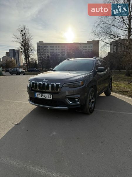 Внедорожник / Кроссовер Jeep Cherokee 2018 в Ивано-Франковске