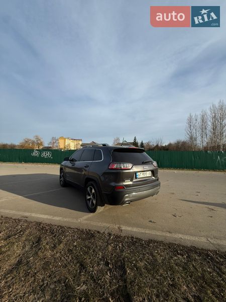 Внедорожник / Кроссовер Jeep Cherokee 2018 в Ивано-Франковске
