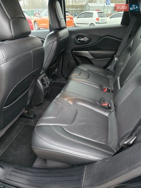 Внедорожник / Кроссовер Jeep Cherokee 2020 в Кропивницком