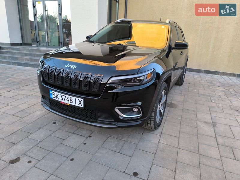 Внедорожник / Кроссовер Jeep Cherokee 2020 в Ровно