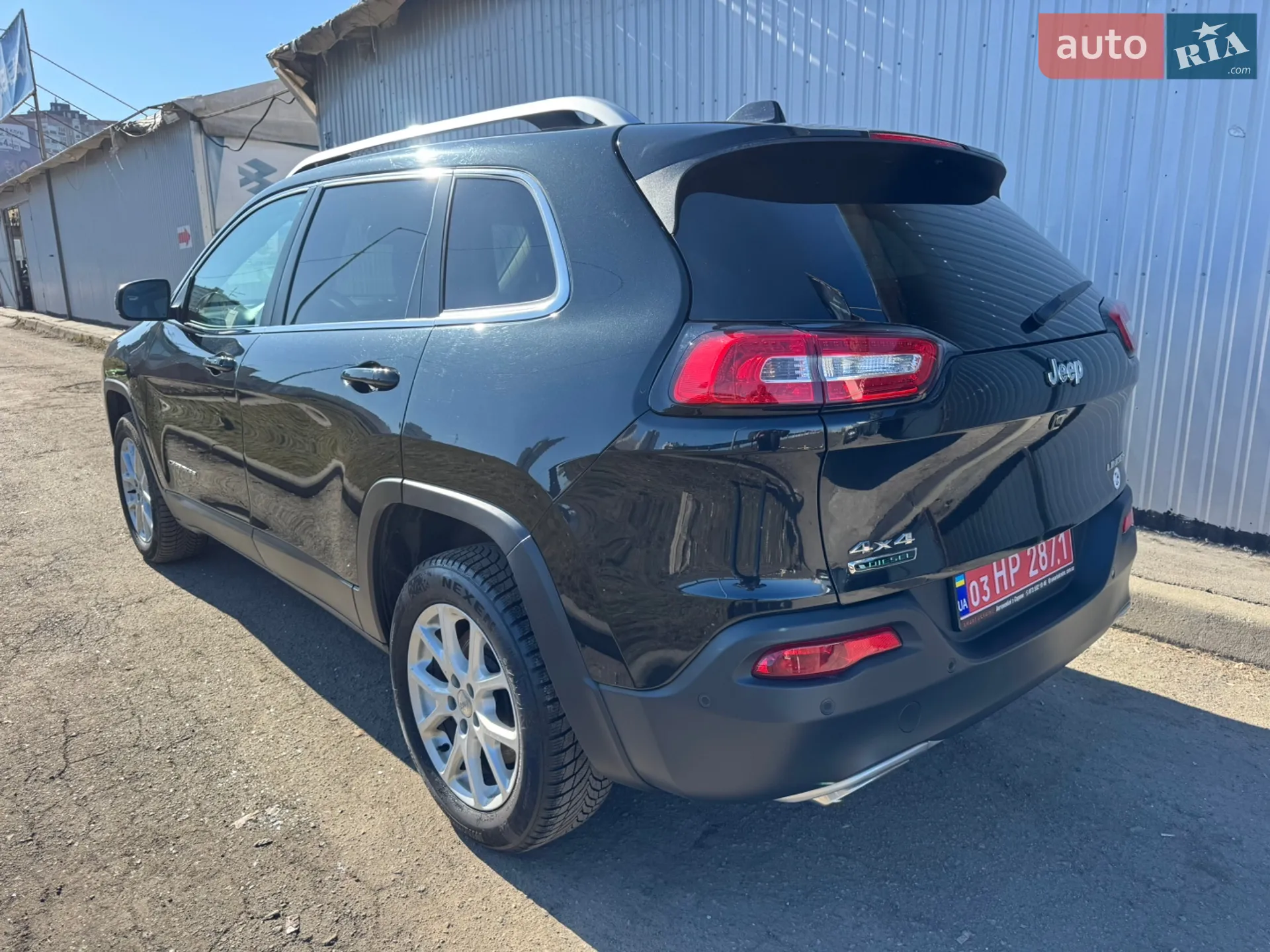 2015 Jeep Cherokee - мініатюра 26