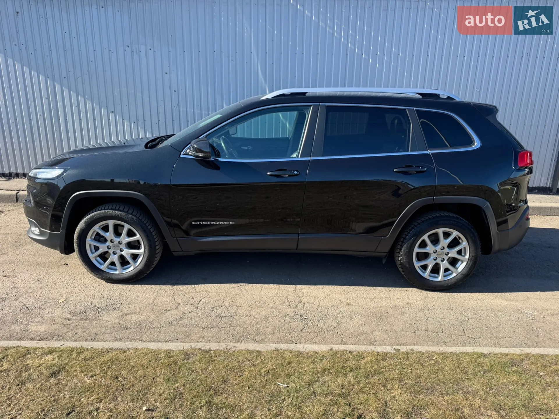 2015 Jeep Cherokee - мініатюра 40