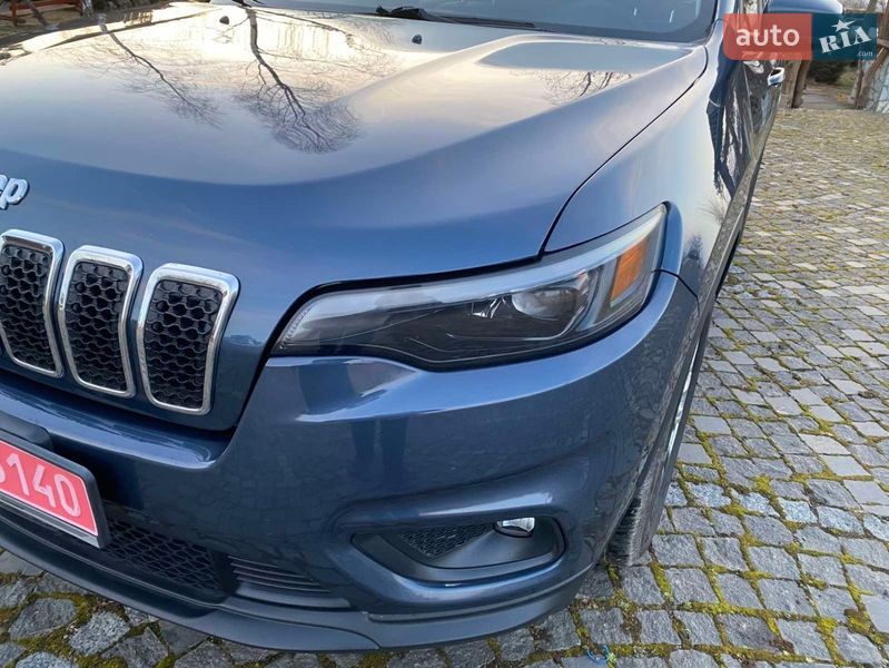 Внедорожник / Кроссовер Jeep Cherokee 2020 в Калуше