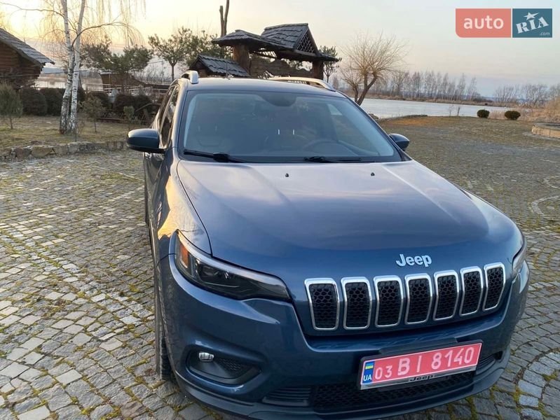 Внедорожник / Кроссовер Jeep Cherokee 2020 в Калуше