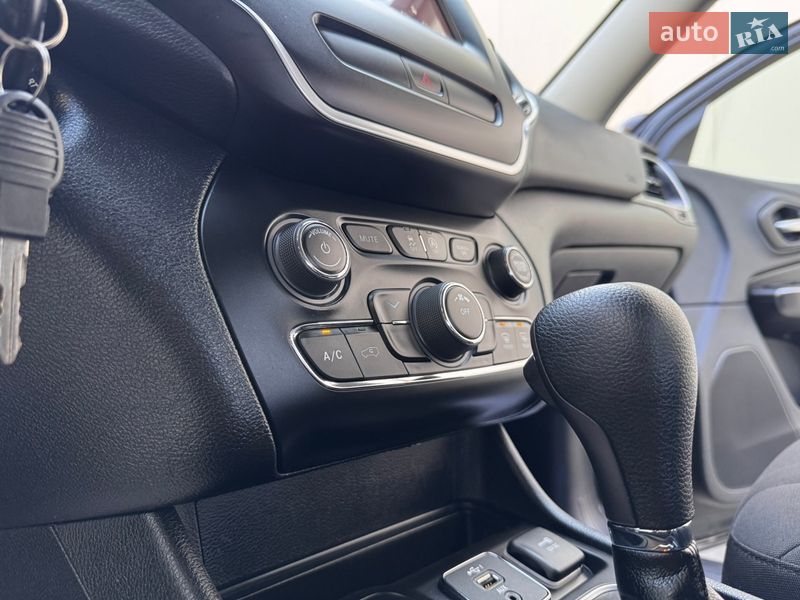 Внедорожник / Кроссовер Jeep Cherokee 2021 в Дрогобыче