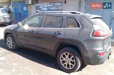 Позашляховик / Кросовер Jeep Cherokee 2015 в Києві