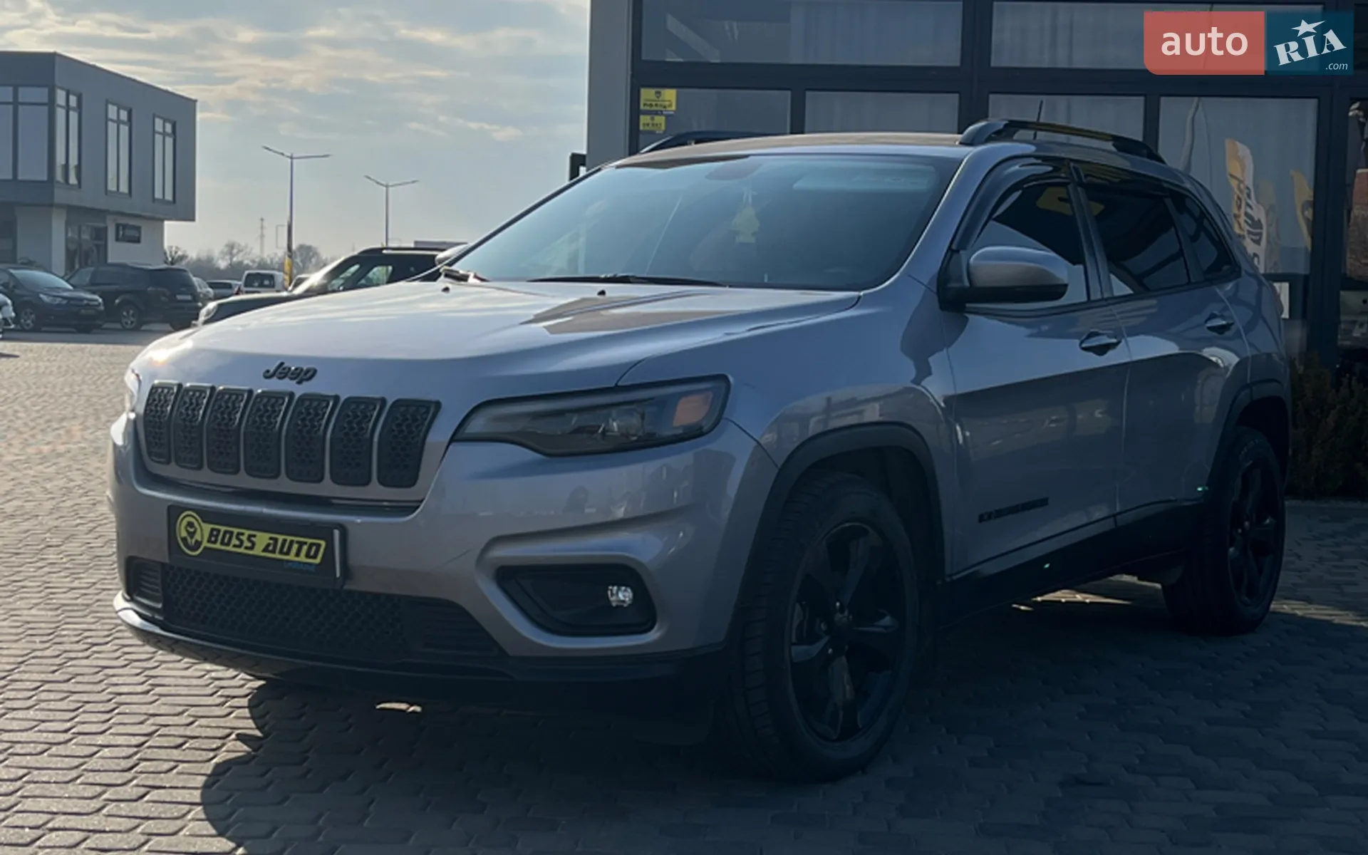2019 Jeep Cherokee - мініатюра 3