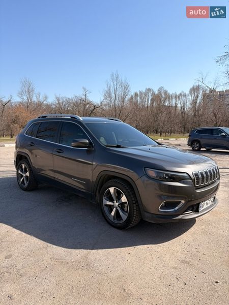 Jeep Cherokee 2019