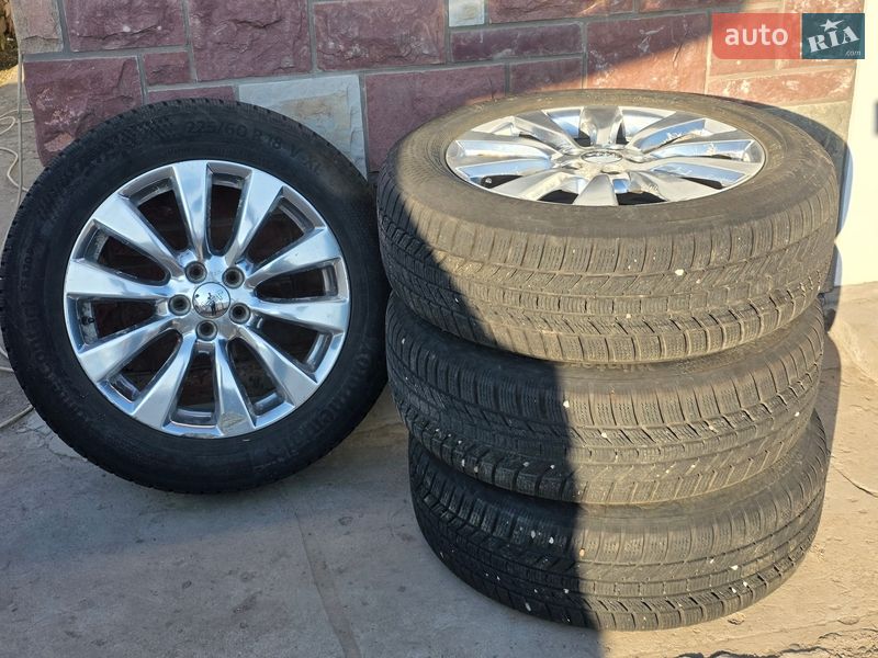 Внедорожник / Кроссовер Jeep Cherokee 2016 в Городенке