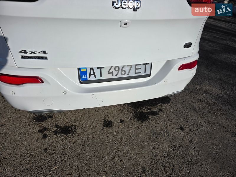 Внедорожник / Кроссовер Jeep Cherokee 2016 в Городенке