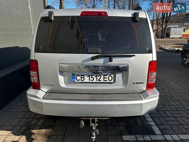 Позашляховик / Кросовер Jeep Cherokee 2008 в Прилуках