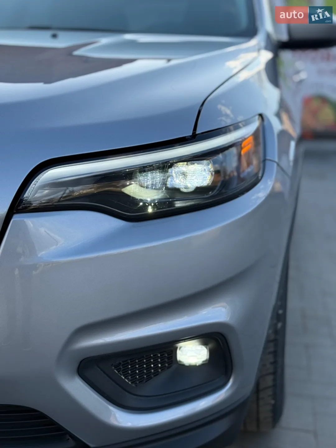 2018 Jeep Cherokee - мініатюра 14