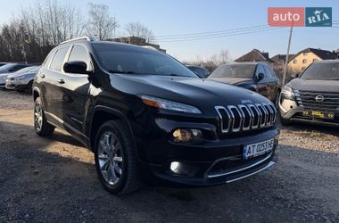 Внедорожник / Кроссовер Jeep Cherokee 2015 в Ивано-Франковске