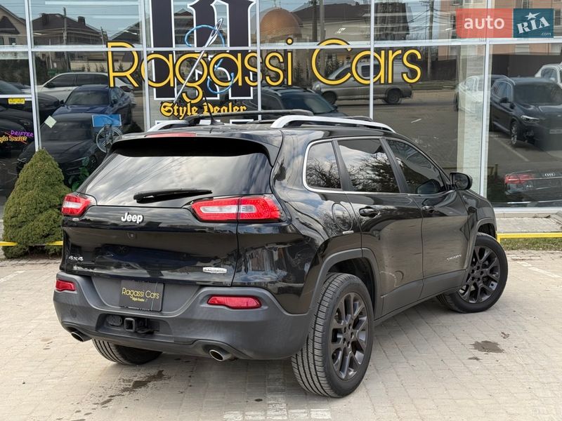 Внедорожник / Кроссовер Jeep Cherokee 2014 в Одессе