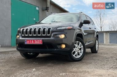 Внедорожник / Кроссовер Jeep Cherokee 2015 в Киеве