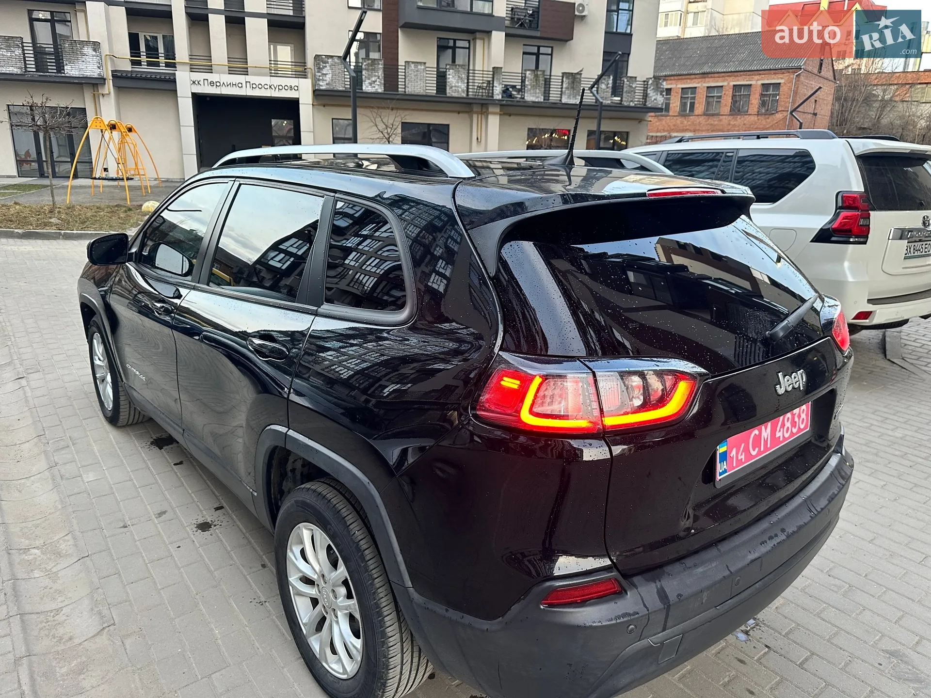 2020 Jeep Cherokee - мініатюра 10