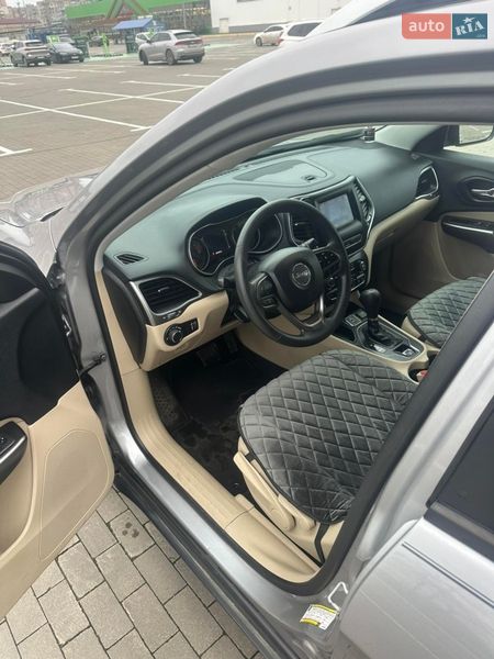 Позашляховик / Кросовер Jeep Cherokee 2019 в Одесі