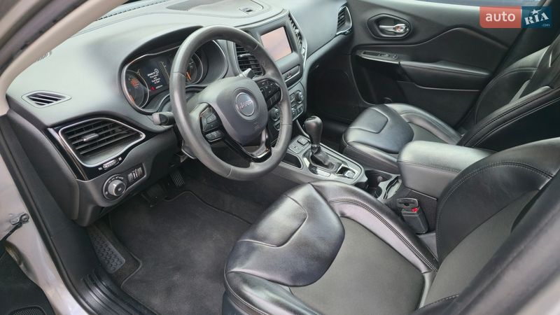 Внедорожник / Кроссовер Jeep Cherokee 2020 в Виннице