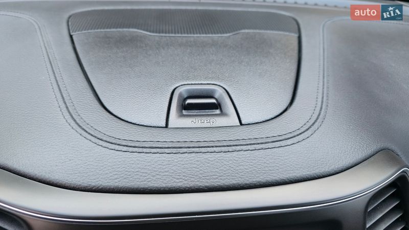 Внедорожник / Кроссовер Jeep Cherokee 2020 в Виннице