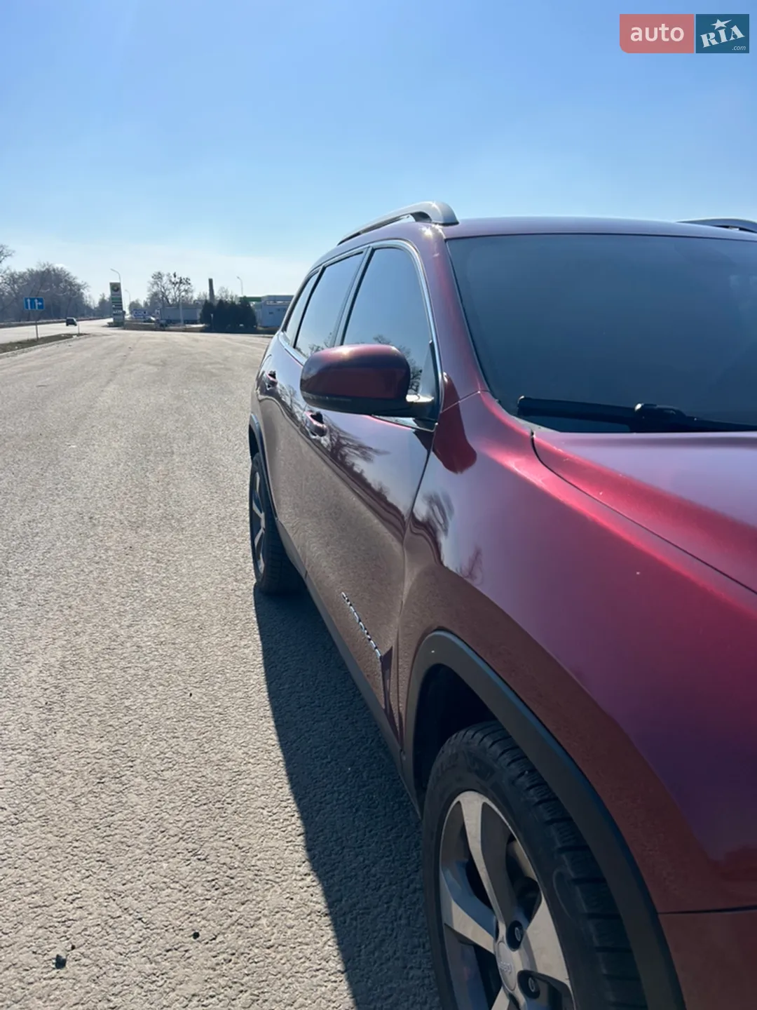 Jeep Cherokee 2018 VIN 1C4PJLDB9KD243424 фото оголошення 23 з 34