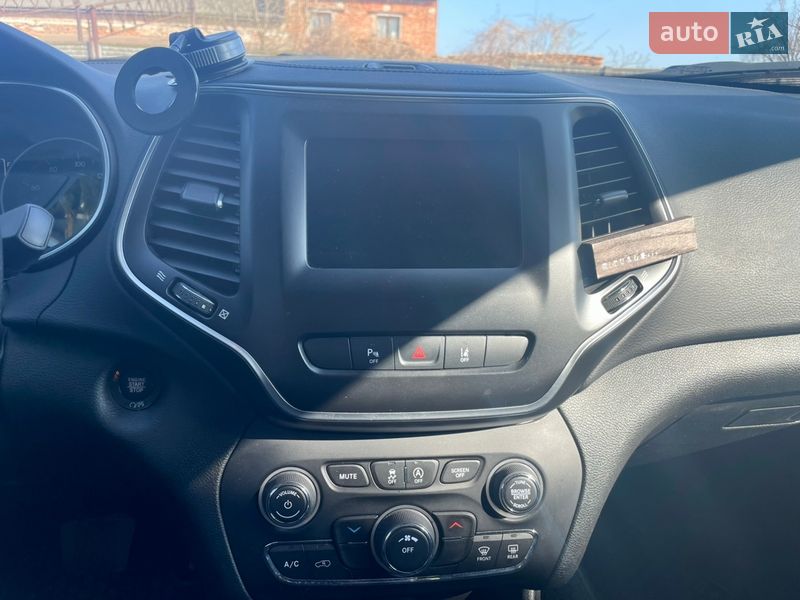 Внедорожник / Кроссовер Jeep Cherokee 2020 в Буске