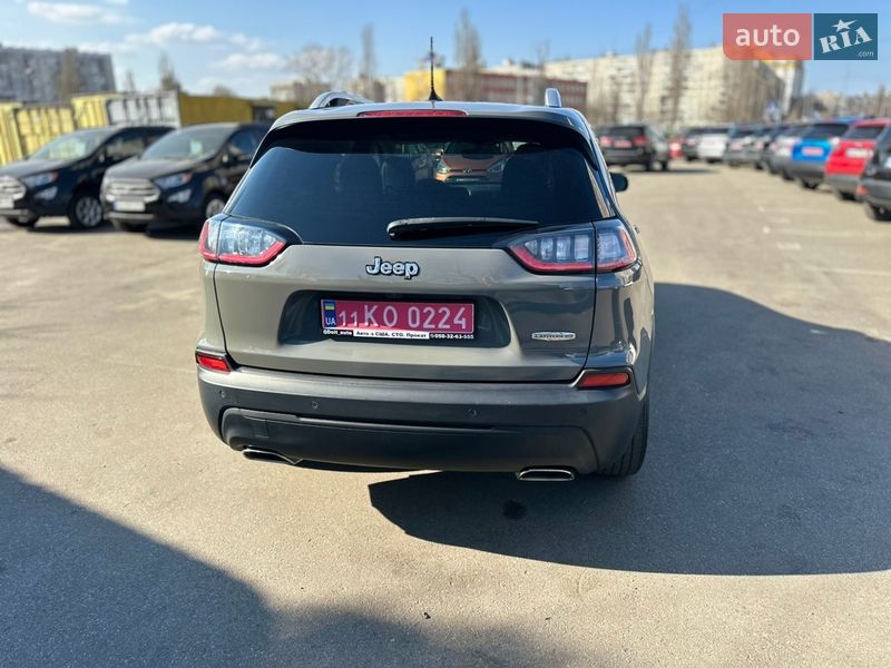 Внедорожник / Кроссовер Jeep Cherokee 2021 в Киеве
