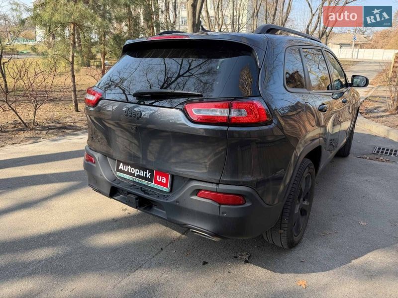 Внедорожник / Кроссовер Jeep Cherokee 2015 в Киеве фото 6 Внедорожник / Кроссовер Jeep Cherokee 2015 в Киеве